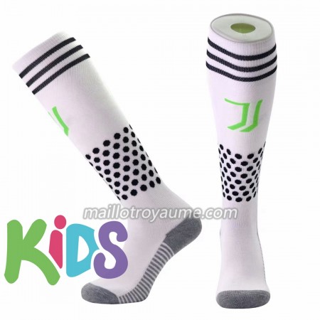 Juventus Enfant Monumental Palace Chaussettes 2019/2020 Juventus Enfant Monumental Palace Chaussettes 2019/2020